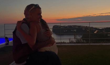 Em meio a rumores de crise, Justin Bieber se declara à esposa, Hailey