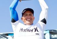 Kelly Slater, maior surfista da história, participará de evento em São Paulo
