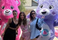 Khloé Kardashian comemora 41 anos em festa com tema infantil; veja fotos