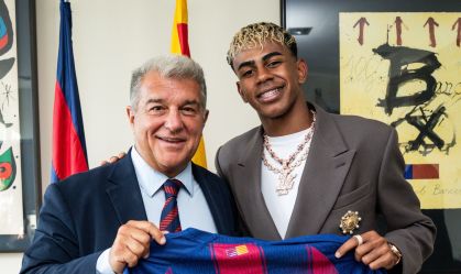 Após festa polêmica, Lamine Yamal renova com o Barcelona e ganha camisa 10