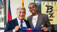 Após festa polêmica, Lamine Yamal renova com o Barcelona e ganha camisa 10