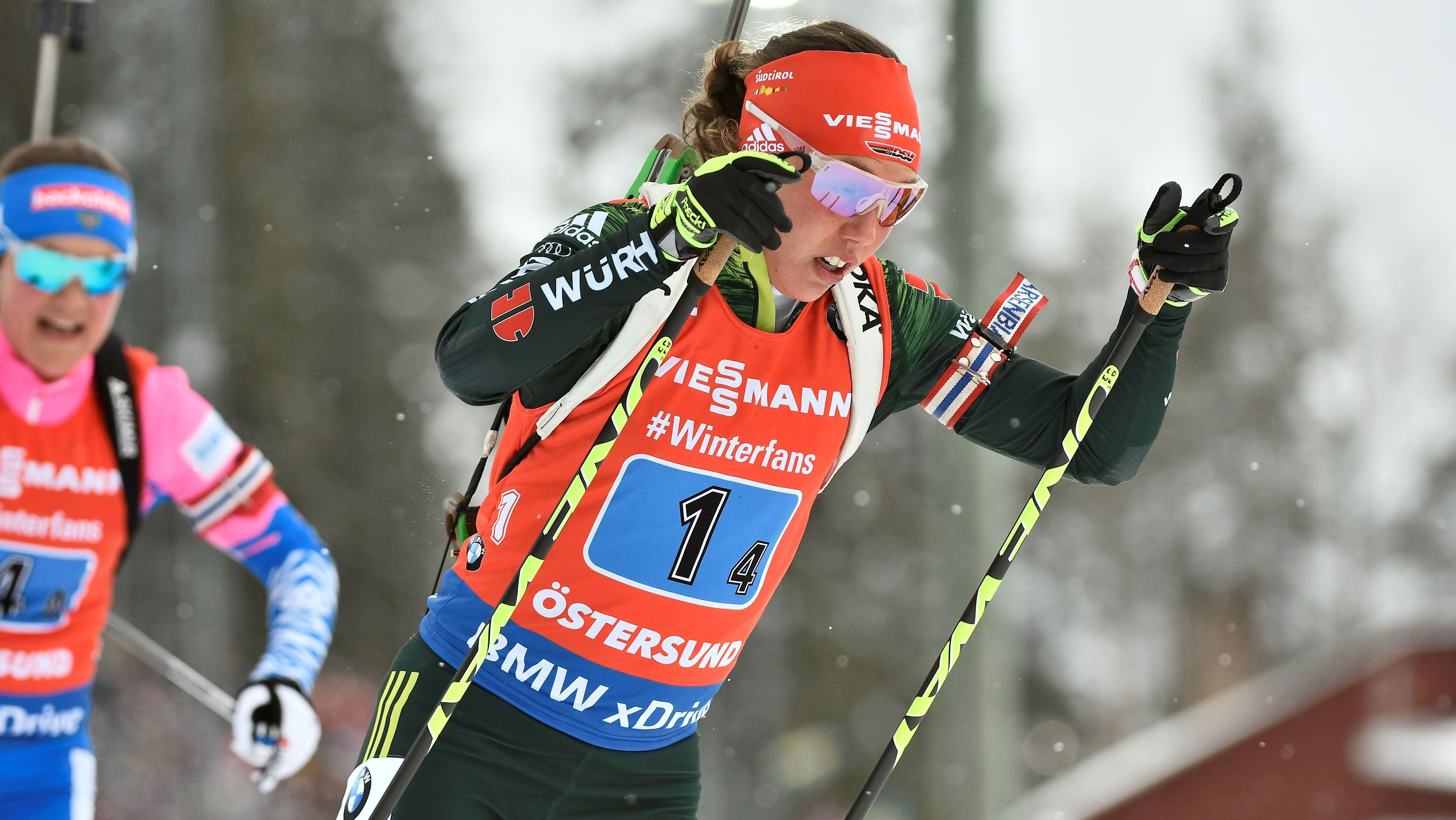 Laura Dahlmeier, da Alemanha, competindo no Campeonato Mundial de Biatlo de 2019