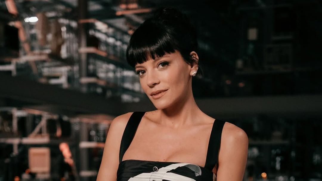 Lily Allen diz que vai “dançar na Zig” após anúncio do Primavera Sound