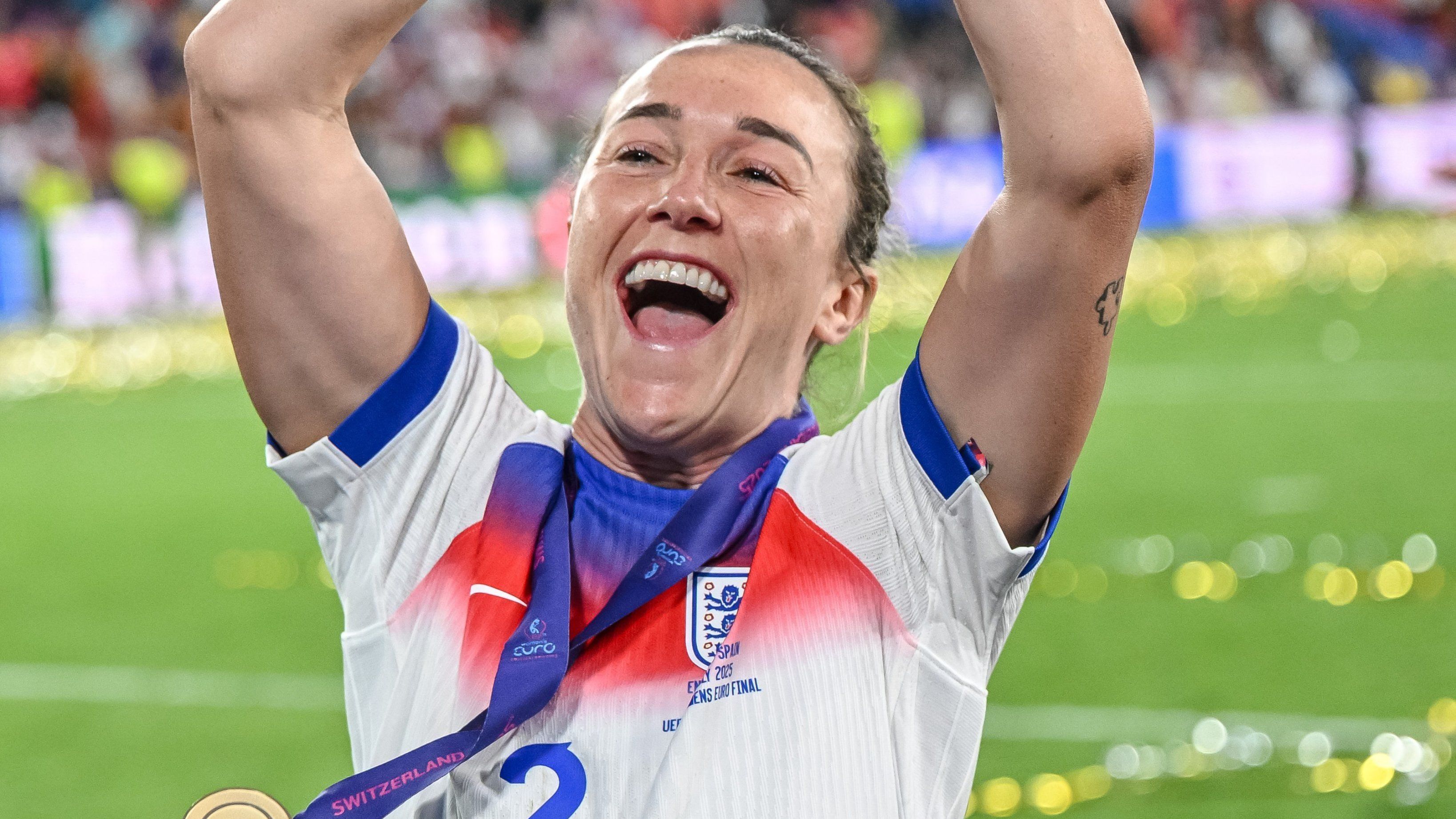 Lucy Bronze, campeã da Euro Feminina com a Inglaterra