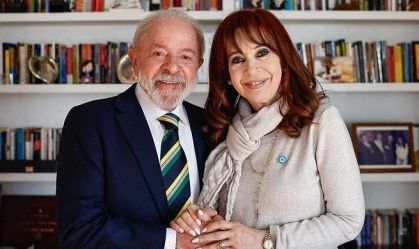 “Siga firme na luta por justiça”, diz Lula após encontro com Kirchner