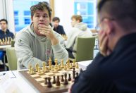 Magnus Carlsen sonha em enfrentar Cristiano Ronaldo no xadrez