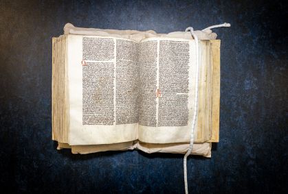 Pesquisadores finalmente decodificam erro em escritura medieval; entenda
