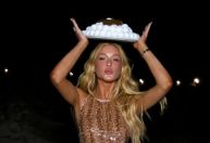 Marina Ruy Barbosa comemora 30 anos nas Ilhas Turcas e Caicos; veja fotos