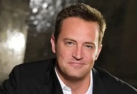 Médico se declara culpado por dar cetamina a Matthew Perry antes da morte