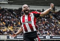Manchester United anuncia contratação de Bryan Mbeumo, ex-Brentford