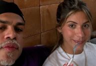 MC Cabelinho publica foto em rara aparição com namorada