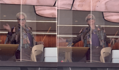 Meryl Streep interage com fãs durante gravações de "O Diabo Veste Prada 2"