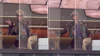 Meryl Streep interage com fãs durante gravações de "O Diabo Veste Prada 2"