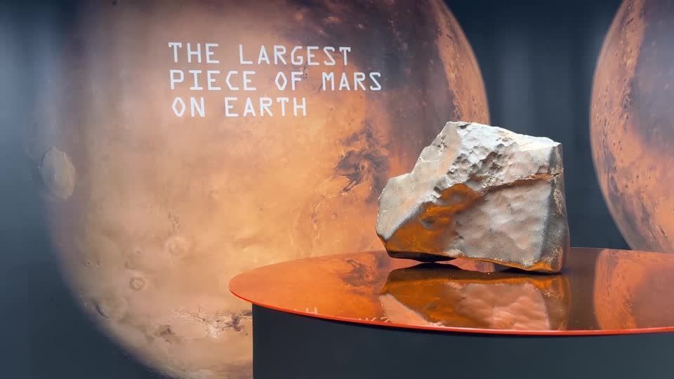Sotheby’s to auction largest and most valuable Martian meteorite found on Earth