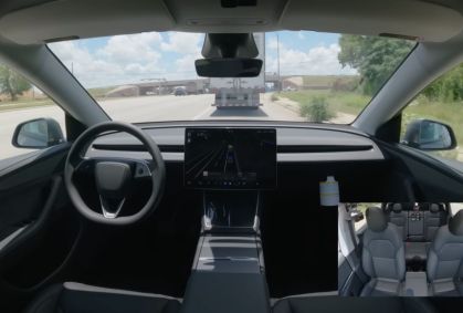 Tesla faz a primeira entrega autônoma e dirige até comprador; veja vídeo