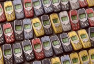 Nokia tijolão: o segredo da resistência e a febre da cobrinha