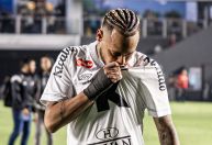 Imprensa estrangeira repercute gol de Neymar contra o Flamengo: "O craque voltou"
