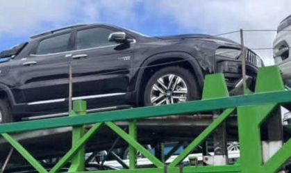 Nova Fiat Toro é flagrada sem camuflagem e revela design final