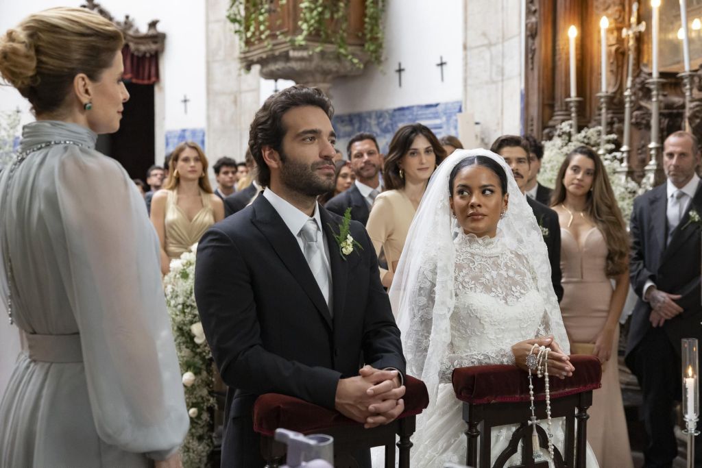 Maria de Fátima se casa com Afonso Roitman