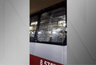 Ataques em São Paulo e Osasco somam 30 ônibus depredados nesta terça-feira