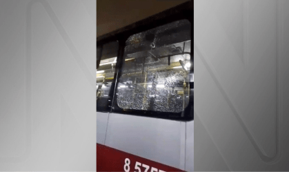 Pedradas em ônibus de SP: polícia investiga ações coordenadas pela internet