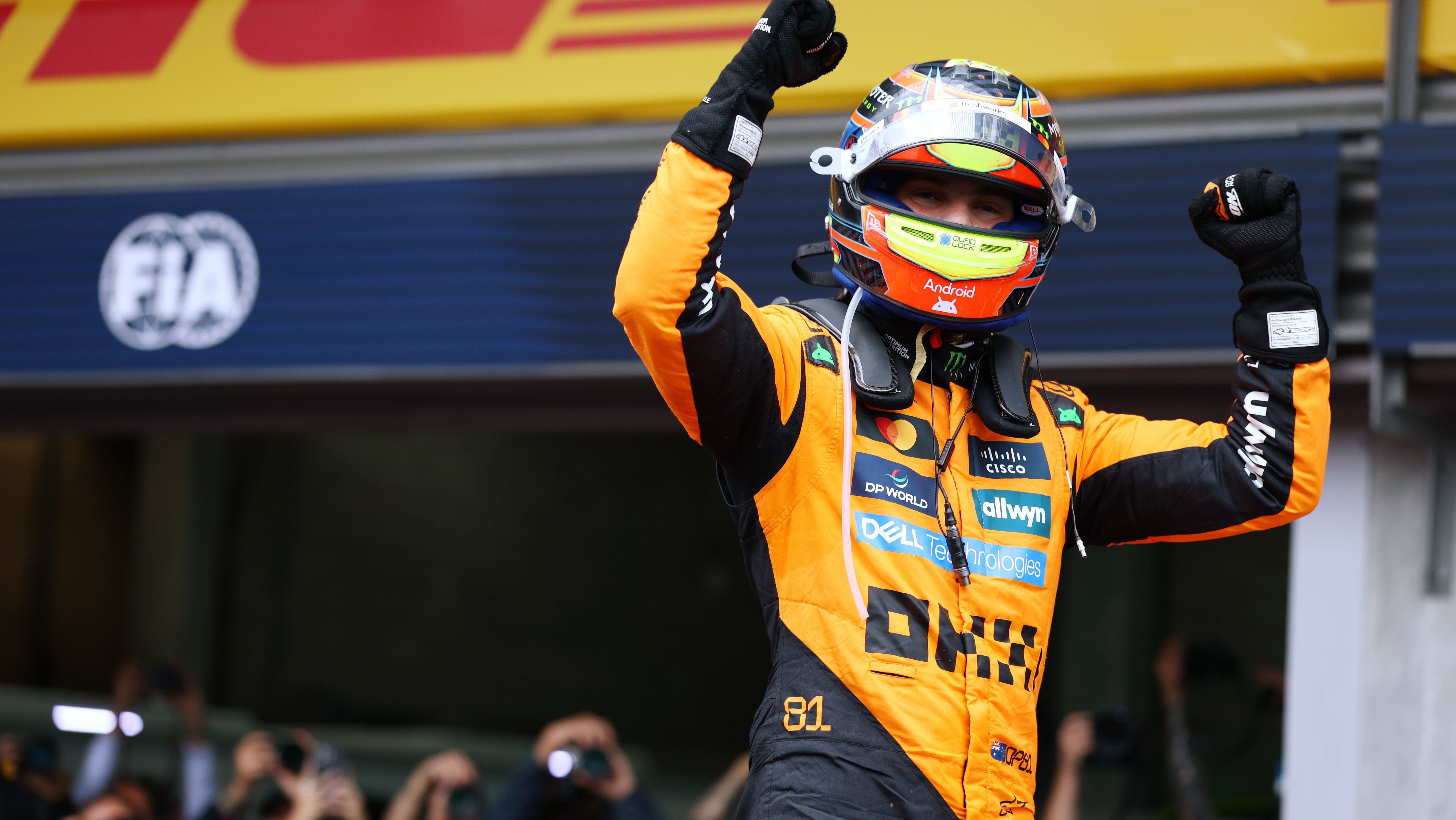 Oscar Piastri celebra vitória no GP da Bélgica