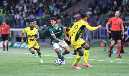 De volta ao Brasileirão, Palmeiras tropeça contra Mirassol e é vaiado