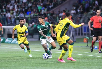 De volta ao Brasileirão, Palmeiras tropeça contra Mirassol e é vaiado
