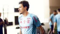 Pedro não se desculpa, mas explica atitudes ao elenco do Flamengo