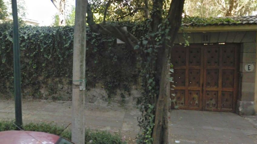 Mansão Bracho já mostrava sinais de abandono em 2014 • Google Street View