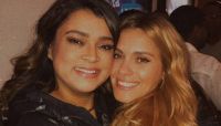 Carolina Dieckmmann homenageia Preta Gil no Dia do Amigo: "Meu colo"