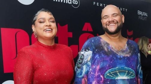 Cantora Preta Gil e o apresentador Gominho