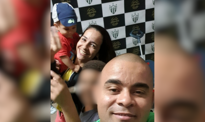 Adolescente que mandou namorado “atirar” na mãe segurou ursinho na polícia