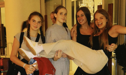 rafaella justus e amigas