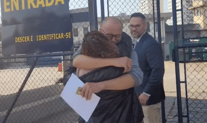 Homem fica detido injustamente após erro de grafia no sistema