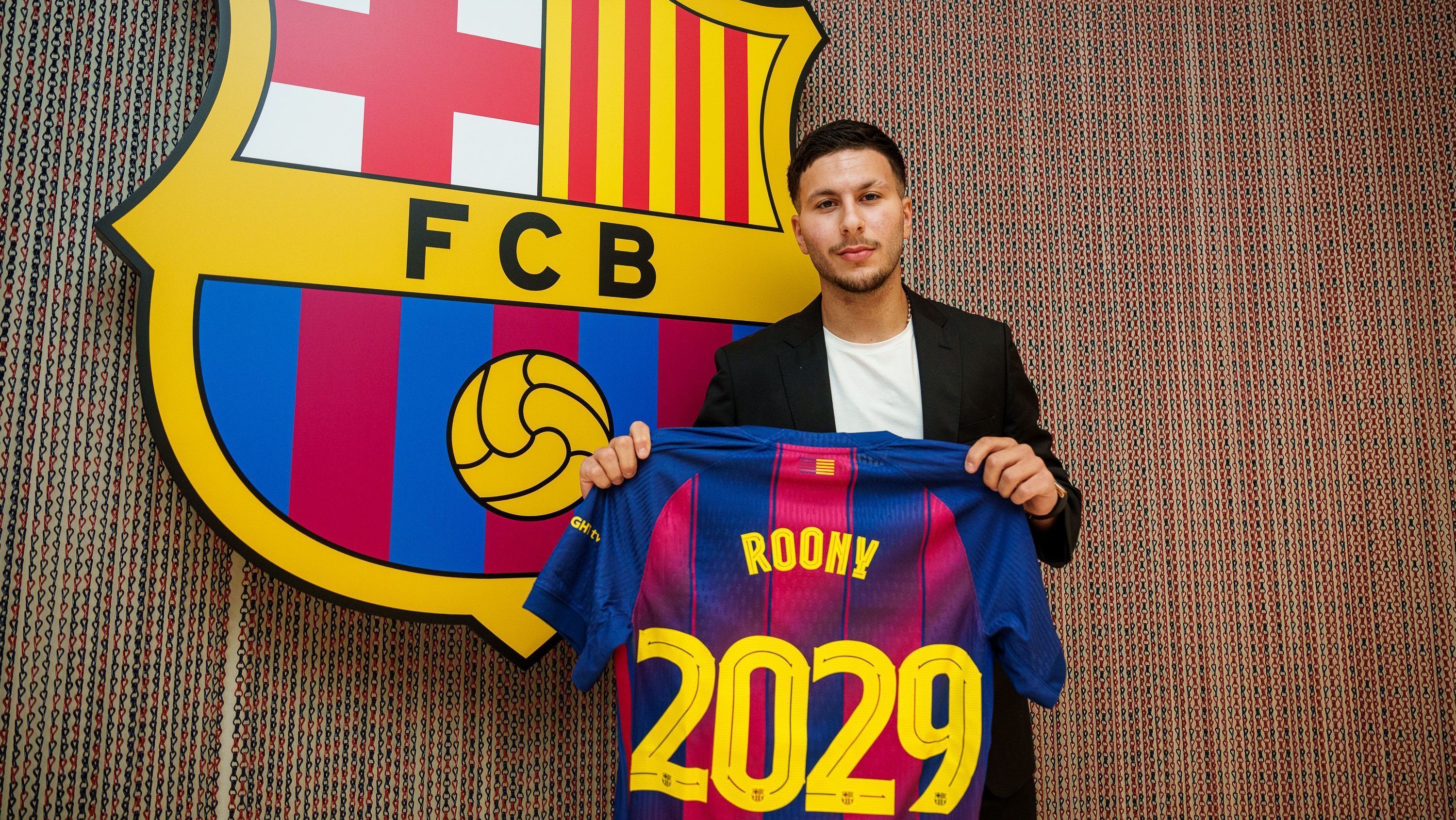 Roony Bardghji foi contratado pelo Barcelona