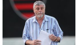 Runco é demitido do Flamengo após polêmica com De La Cruz; veja bastidores