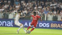 Inter vence Santos de Neymar na Vila Belmiro, e embala no Brasileirão