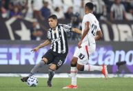 Botafogo para em Lucas Arcanjo e empata com o Vitória pelo Brasileirão