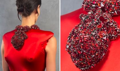 Ilusão de ótica? Em Paris, Schiaparelli apresenta colar com coração batendo