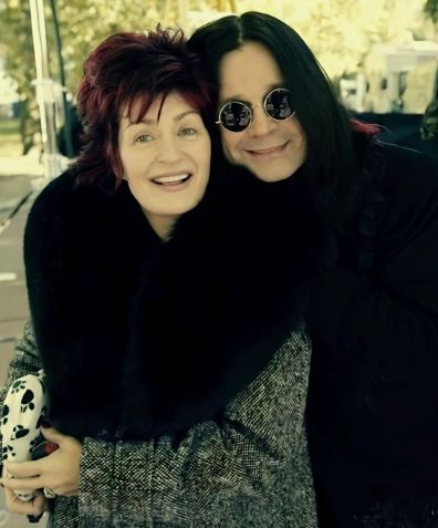 Sharon e Ozzy Osboune se casaram em 1982 e tiveram três filhos • Instagram/Sharon Osbourne