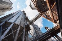 PMI industrial do Brasil cai a 49,1 pontos em maio, diz S&P Global