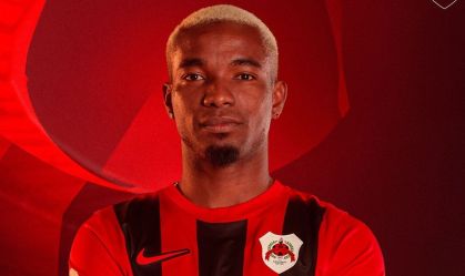 Vasco avança na questão financeira e se aproxima de acerto com Thiago Mendes