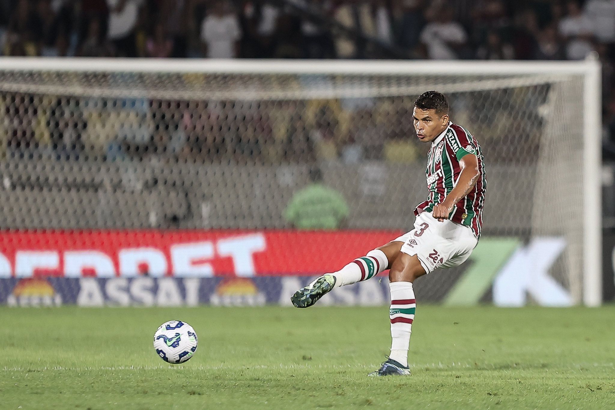 Thiago Silva, do Fluminense, em campo pelo Brasileirão