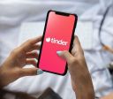 Dia Internacional do Emoji: descubra quais são os mais usados no Tinder