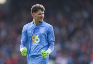 Manchester City contrata "sombra" para Ederson por R$ 200 milhões