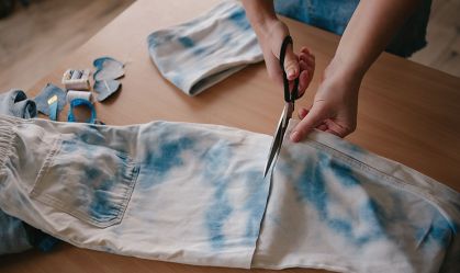 Upcycling: veja como transformar roupas e objetos em itens novos