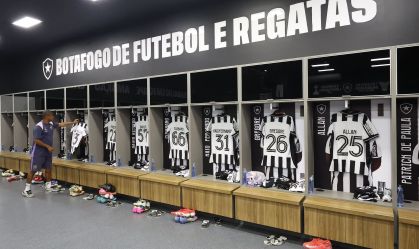 Botafogo x Vitória: escalações e onde assistir ao jogo pelo Brasileirão