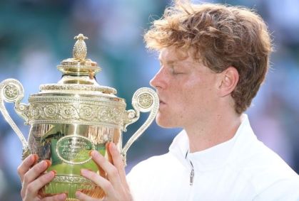 Sinner "se vinga" de Alcaraz e é campeão de Wimbledon pela primeira vez