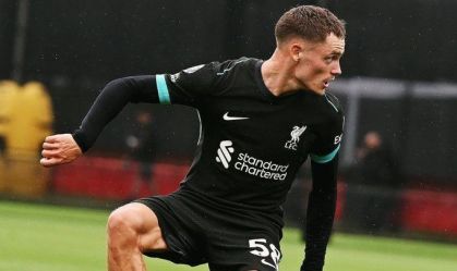 Xabi Alonso exalta Wirtz e afirma que jovem ainda busca ritmo no Liverpool